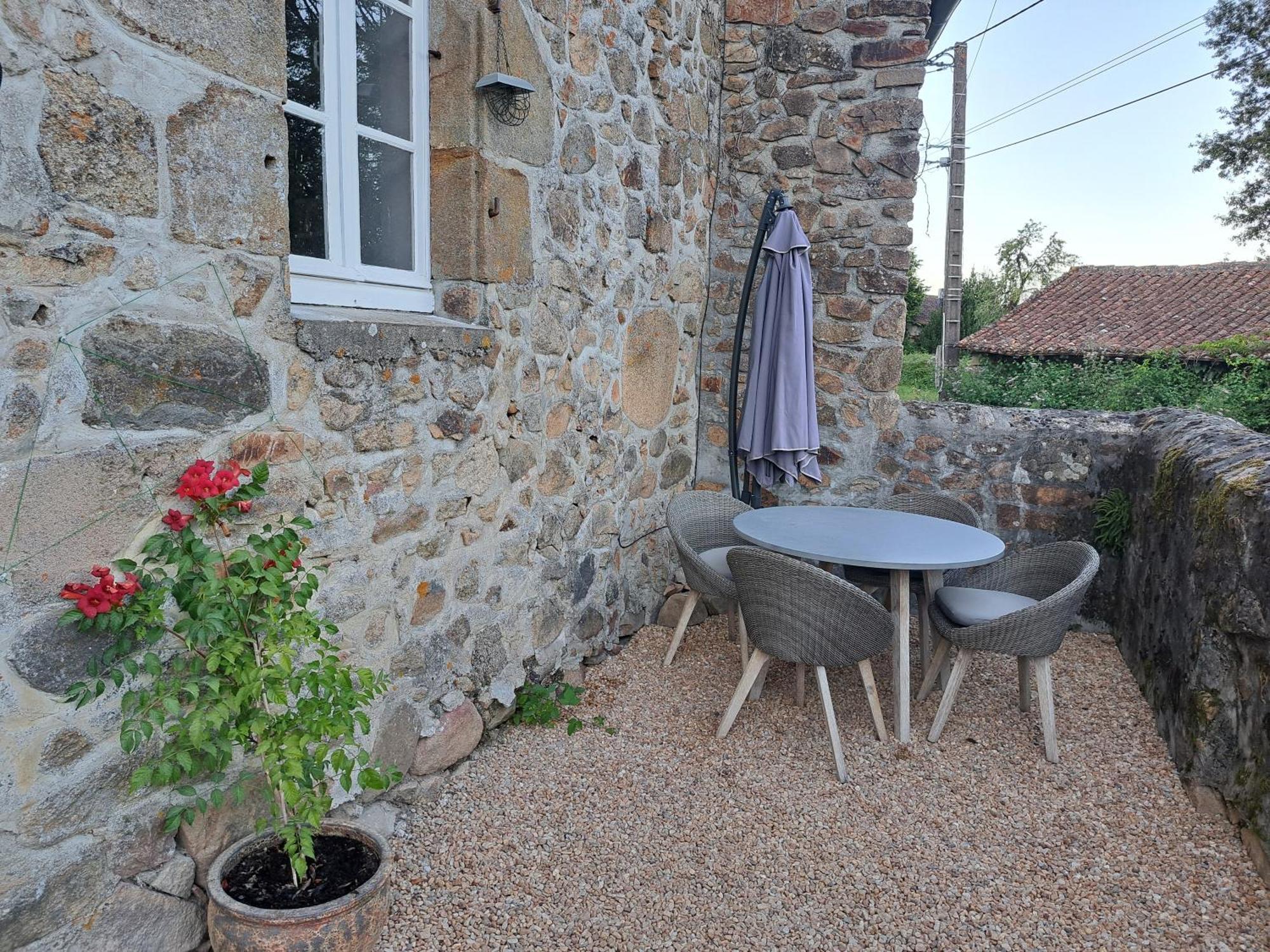 Lavallade12 Chambers D'Hotes Roussines Kültér fotó